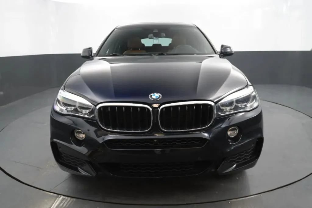 Used 2019 BMW X6 xDrive35i w/ M Sport Package AWD/4WD image 8