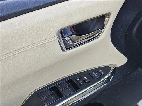 Used 2014 Toyota Avalon XLE Premium FWD image 20