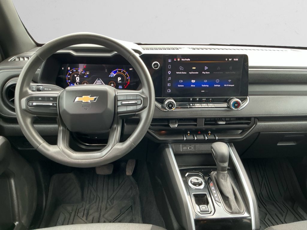 Used 2025 Chevrolet Colorado W/T w/ Advanced Trailering Package AWD/4WD image 10