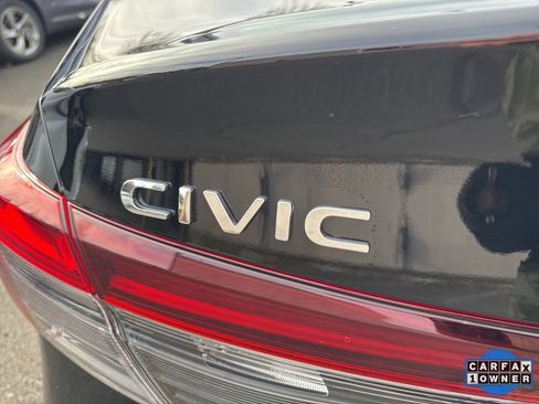 Used 2025 Honda Civic Sport image 10
