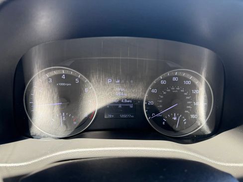 Used 2017 Hyundai Elantra Limited FWD image 20