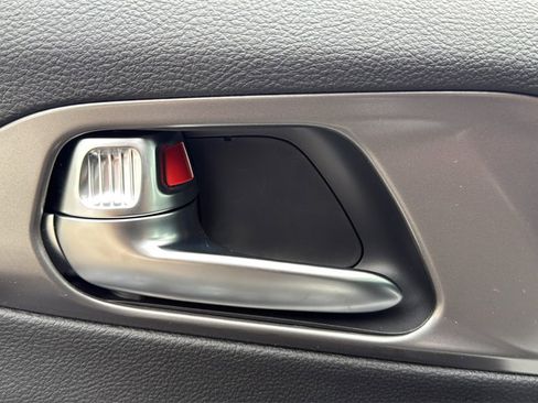 New 2026 Chrysler Voyager LX image 19