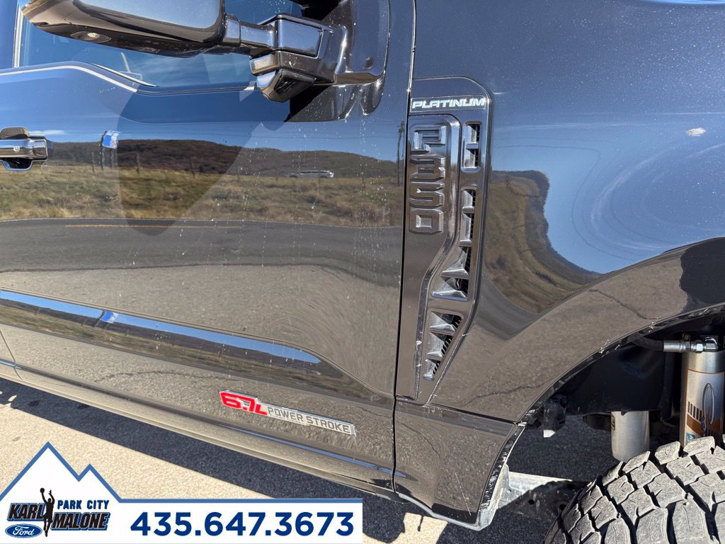 Used 2024 Ford F350 Platinum w/ FX4 Off-Road Package AWD/4WD image 14