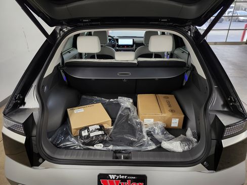 New 2026 Hyundai Ioniq 5 Limited image 16