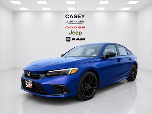 Used 2025 Honda Civic Sport image 3