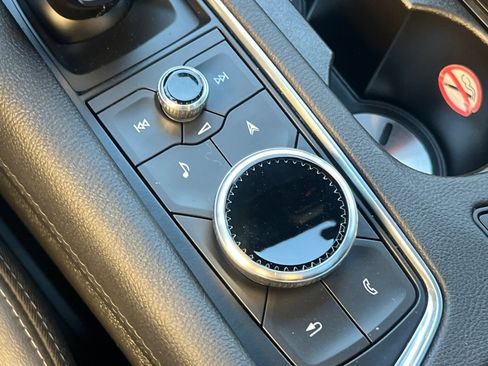 Used 2025 Cadillac XT5 Premium Luxury image 29