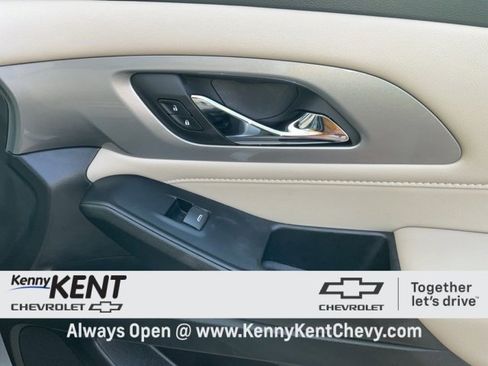Certified 2023 Chevrolet Traverse LS w/ LPO, Floor Liner Package image 16