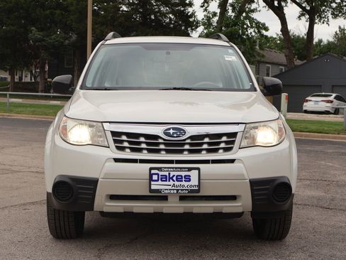 Used 2012 Subaru Forester 2.5X w/ Alloy Wheel Pkg AWD/4WD image 2