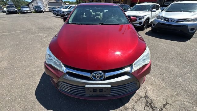 Used 2017 Toyota Camry XLE FWD image 2