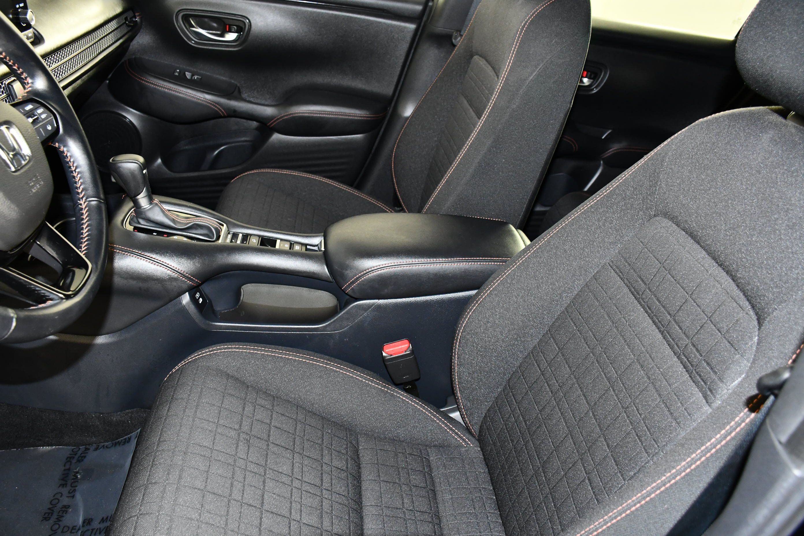 Certified 2025 Honda HR-V Sport image 35