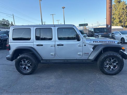 Used 2018 Jeep Wrangler Unlimited Rubicon AWD/4WD image 5