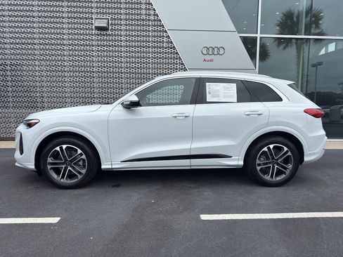 Used 2025 Audi Q5 Prestige AWD/4WD image 3