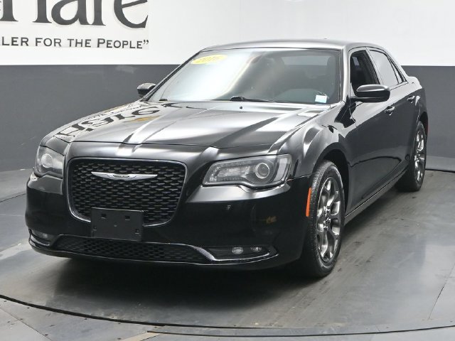 Used 2016 Chrysler 300 S AWD/4WD image 7