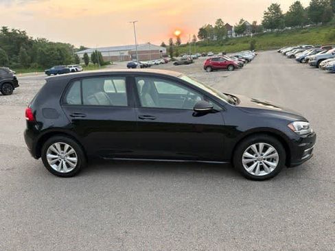 Used 2019 Volkswagen Golf SE FWD image 6