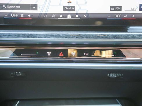 New 2026 BMW 740i w/ Premium Package image 10