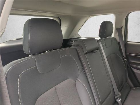Used 2023 Jeep Grand Cherokee Laredo RWD image 18