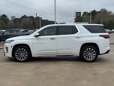 Used 2022 Chevrolet Traverse Premier image 13