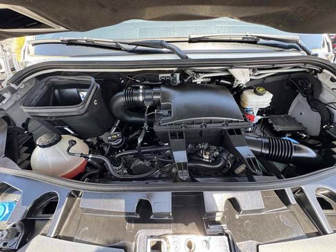 Used 2022 Mercedes-Benz Sprinter 2500 image 8