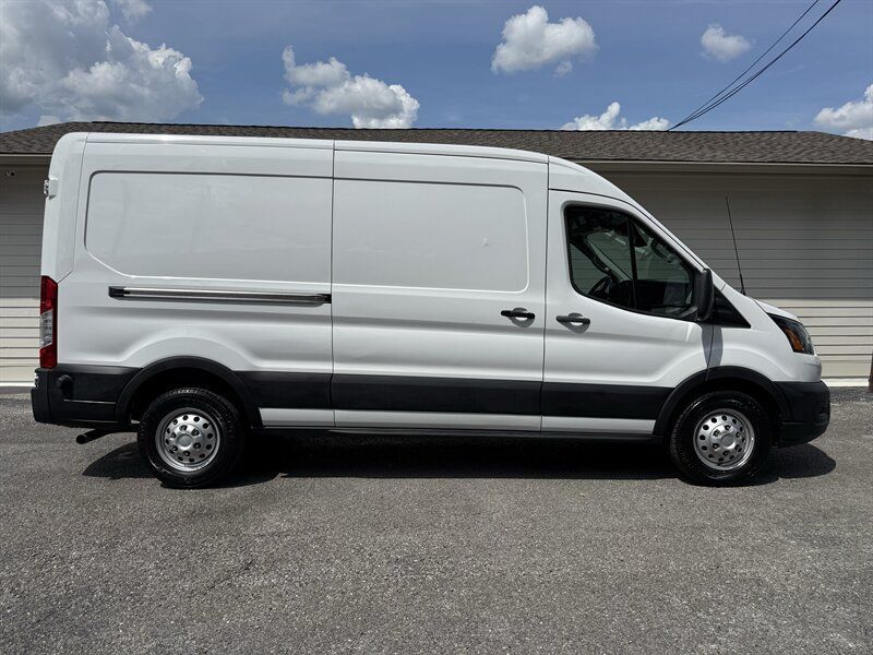 Used 2024 Ford Transit 250 148 Medium Roof Extended AWD image 1