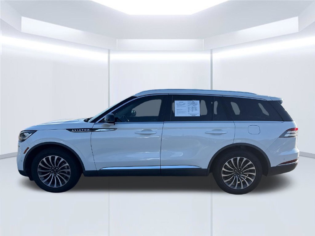 Used 2022 Lincoln Aviator Reserve w/ Elements Package Plus AWD/4WD image 9