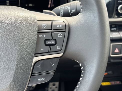 Used 2026 Toyota Camry SE FWD image 19