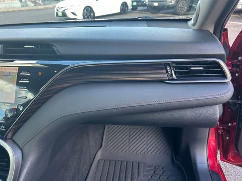 Used 2020 Toyota Camry XLE w/ Driver Assist Package image 26