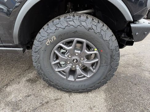 New 2025 Ford Bronco Badlands image 33