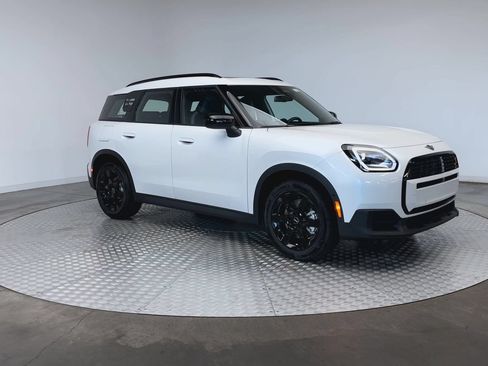 Used 2027 MINI Cooper Countryman S AWD/4WD image 2