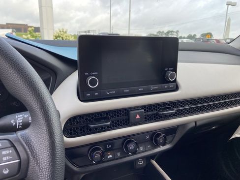 Used 2025 Honda HR-V LX image 37