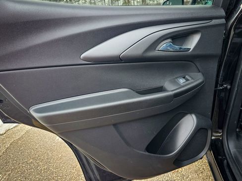 Certified 2024 Chevrolet TrailBlazer LT w/ Convenience Package image 30