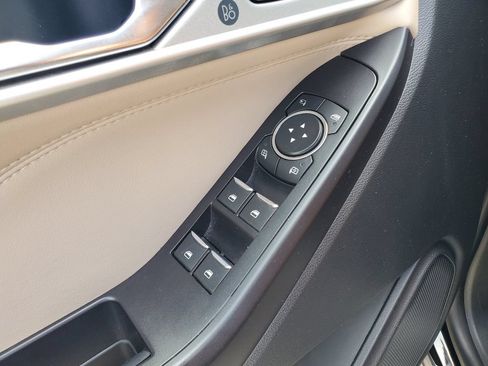 Used 2020 Ford Explorer Limited RWD image 20