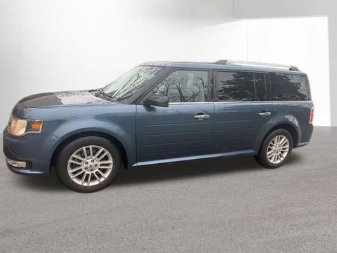 Used 2019 Ford Flex SEL w/ Equipment Group 202A image 2