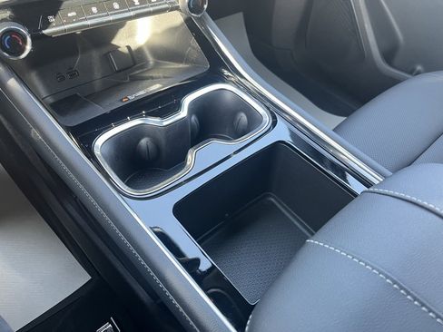 New 2025 Chevrolet Traverse LT w/ LPO, Floor Liner Package image 19