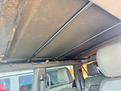 Used 2023 Ford Bronco Black Diamond image 19