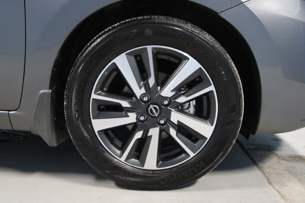 Used 2025 Nissan Versa SV w/ Trunk Package FWD image 11
