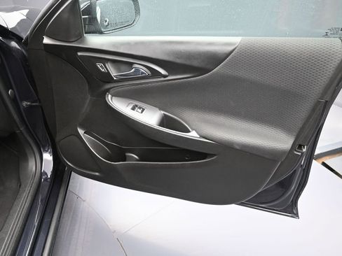 Used 2023 Chevrolet Malibu LT FWD image 35