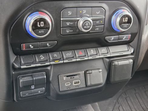 Used 2021 GMC Sierra 1500 SLT AWD/4WD image 20