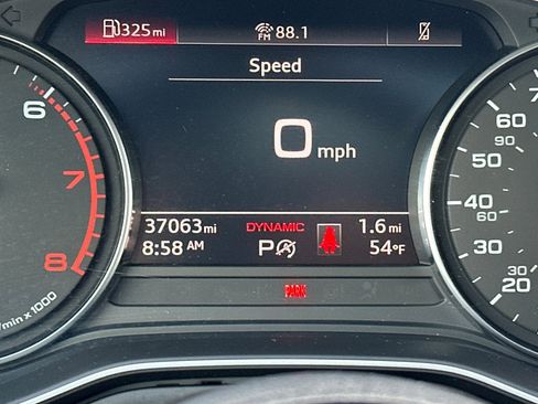 Used 2022 Audi A4 2.0T Premium image 26