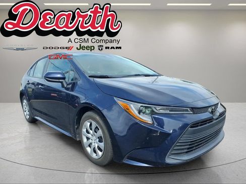 Used 2023 Toyota Corolla LE FWD image 1