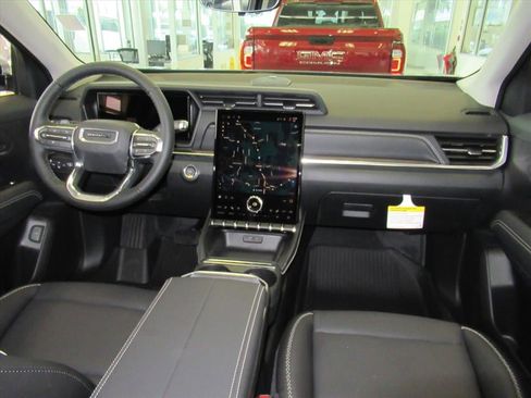 New 2026 GMC Terrain Denali w/ LPO, Floor Liner Package image 11