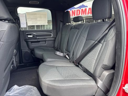 New 2026 RAM 2500 Big Horn AWD/4WD image 6