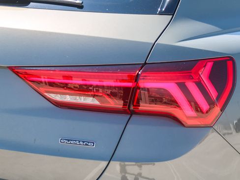 Used 2025 Audi Q3 2.0T Premium w/ Convenience Package image 11