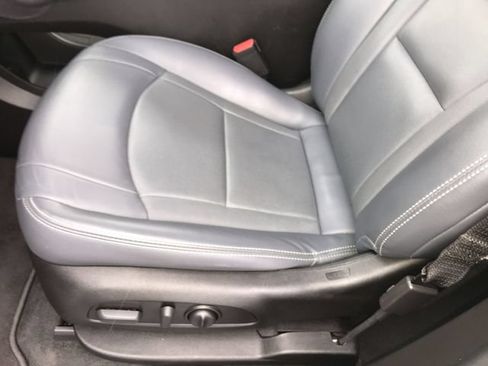 Used 2023 Buick Enclave Essence w/ Experience Buick Package AWD/4WD image 12