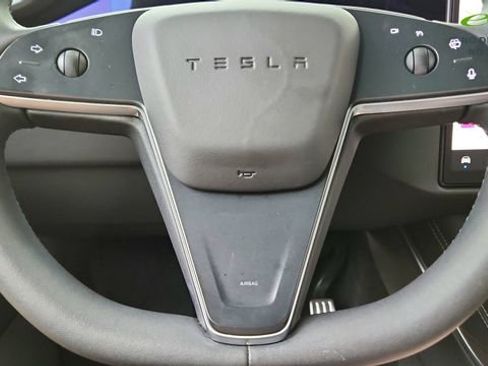Used 2024 Tesla Model X AWD/4WD image 44