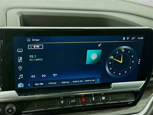 Used 2025 Chevrolet Silverado 2500 LTZ w/ LTZ Convenience Package image 7