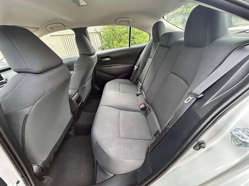 Used 2021 Toyota Corolla LE FWD image 29