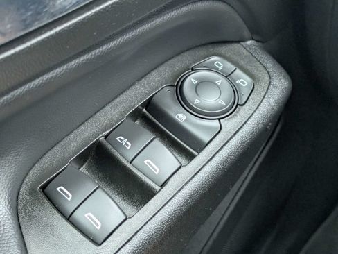 Used 2022 Chevrolet Equinox LT FWD image 26