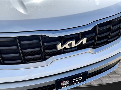Used 2025 Kia Telluride S FWD image 35