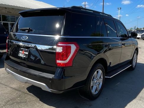 Used 2019 Ford Expedition XLT w/ Equipment Group 202A image 5