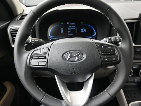 New 2026 Hyundai Venue SEL image 25